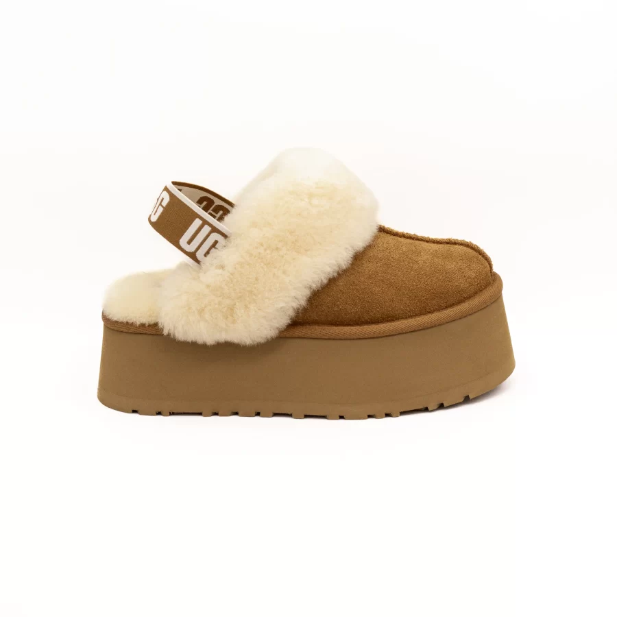 Chinelo UGG W Funkette Camel vista lateral