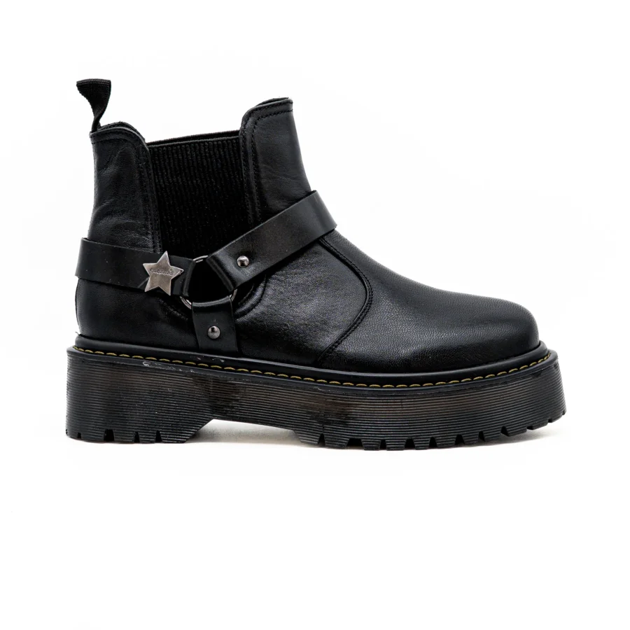 Bota Cubanas Venus-100 preta em pele com estilo clássico