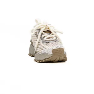 Sapatilha Russel Matos Bibi Bege vista frontal