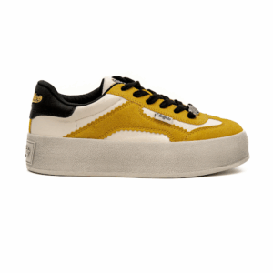 Sapatilha plataforma Buffalo em camurça amarela e pele branca com detalhes pretos e sola alta cinzenta