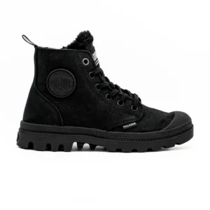 Bota Palladium Pampa Hi Zip em Preto vista lateral