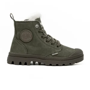 Bota Palladium Pampa Hi Zip em Verde vista lateral