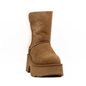 Bota UGG W New Heights Cuff Camel vista frontal