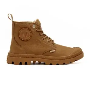 Bota Palladium Pampa Hi NBK em Camel vista lateral