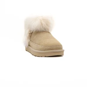 Bota UGG W Classic Ultra Mini Chalet vista frontal