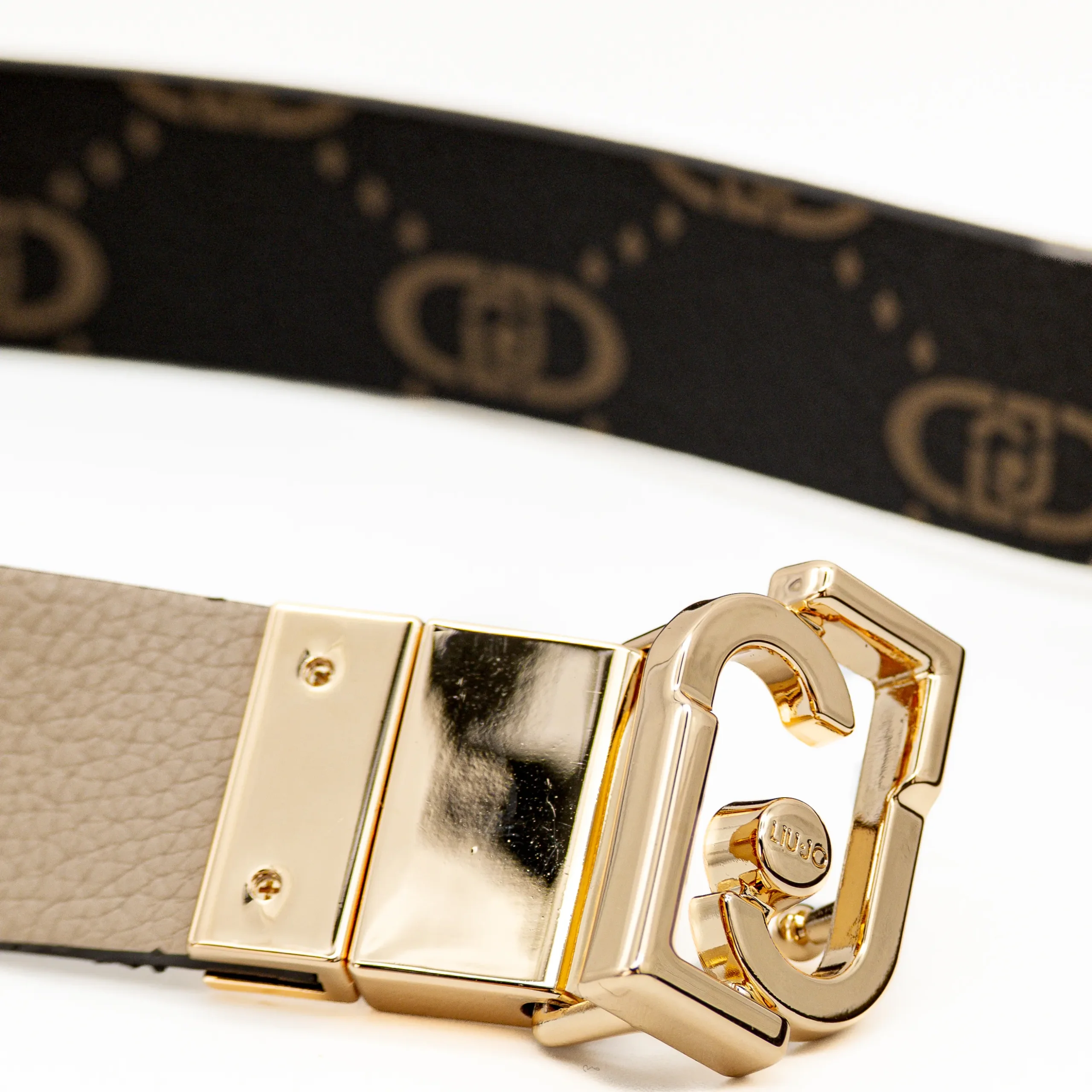 Pormenor do Cinto Liu Jo AF5239