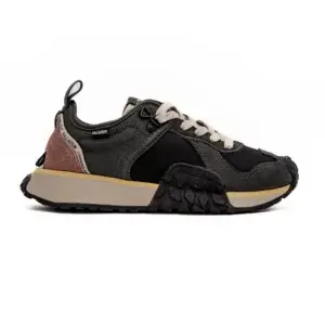 Sapatilha Palladium Troop Runner em Preto vista lateral